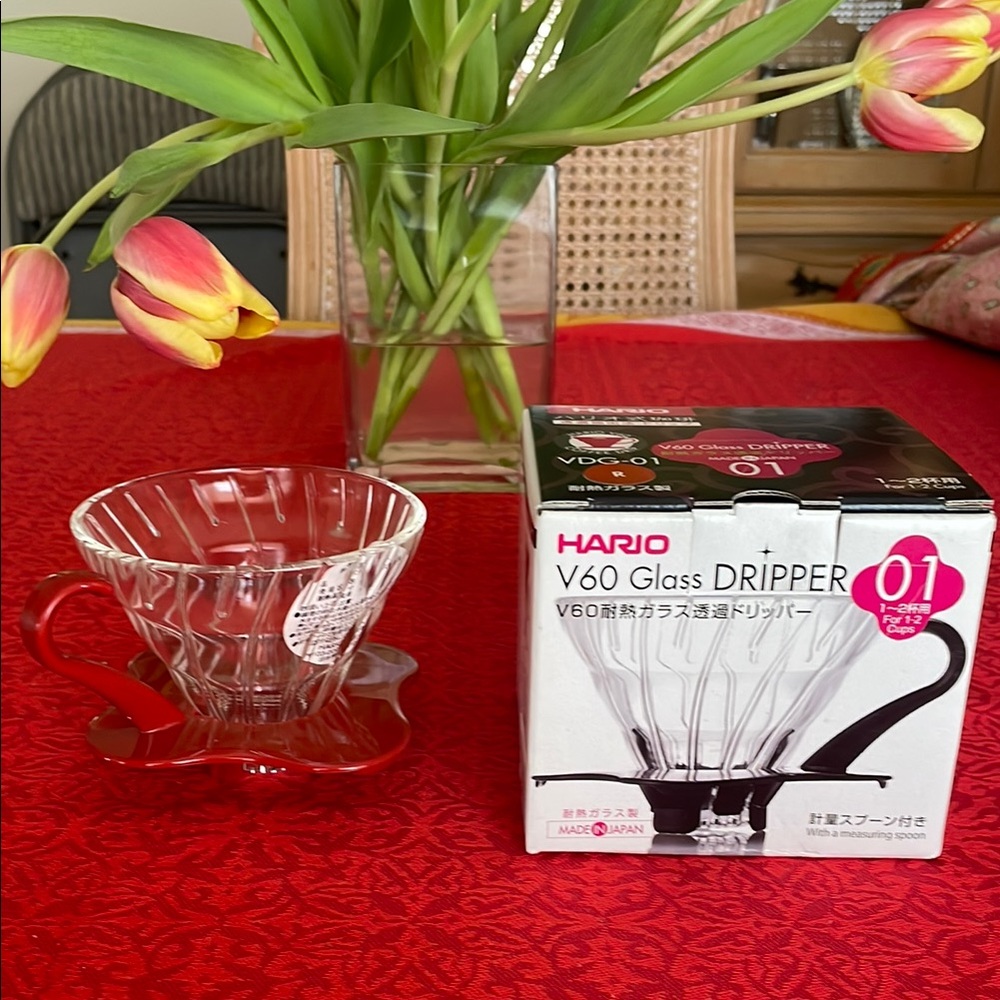 Hario V60 Glass Dripper with Red Base